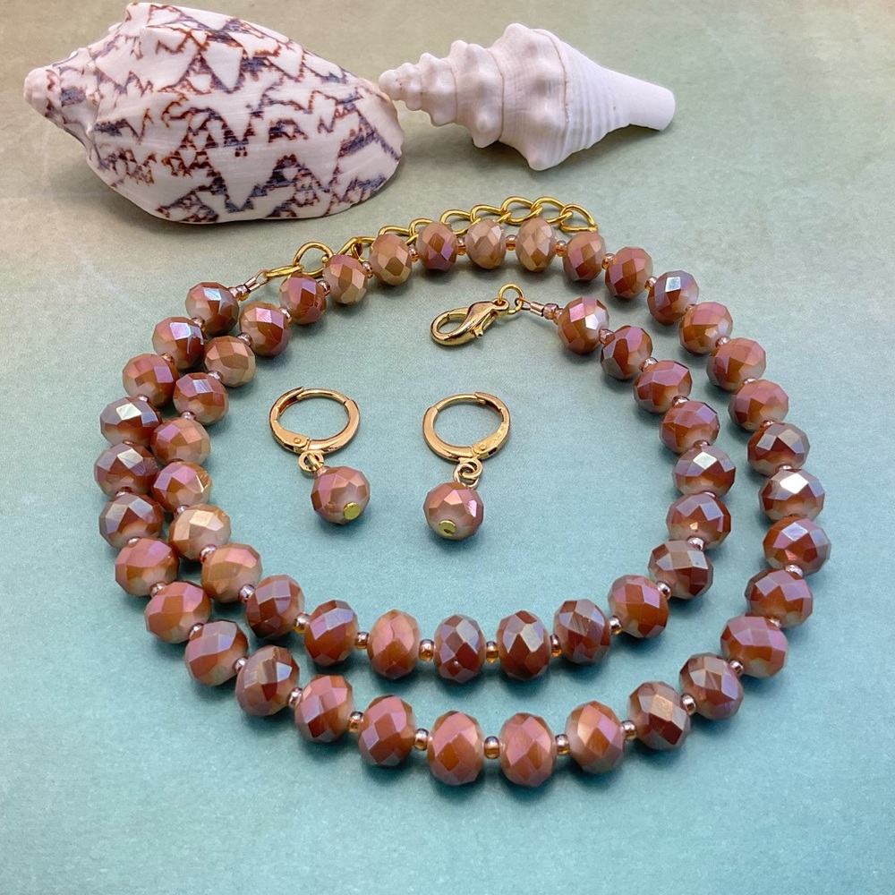 Mocha Mousse Golden Aura Beaded Necklace and Earring Set, Aura Effect, Handmade - Picture 8 of 9